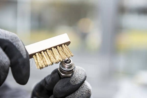 KLINGSPOR BHZ 600 Spark Plug Brushes – Brass – 25 Pack 358322