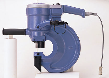 Nitto Kohki Selfer Ace HS07-1624 hydraulic punch, side view showing the punch head, throat and handles.